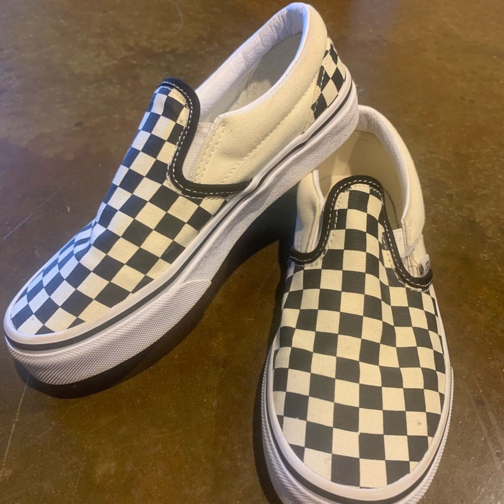 Checkered Vans 2.5